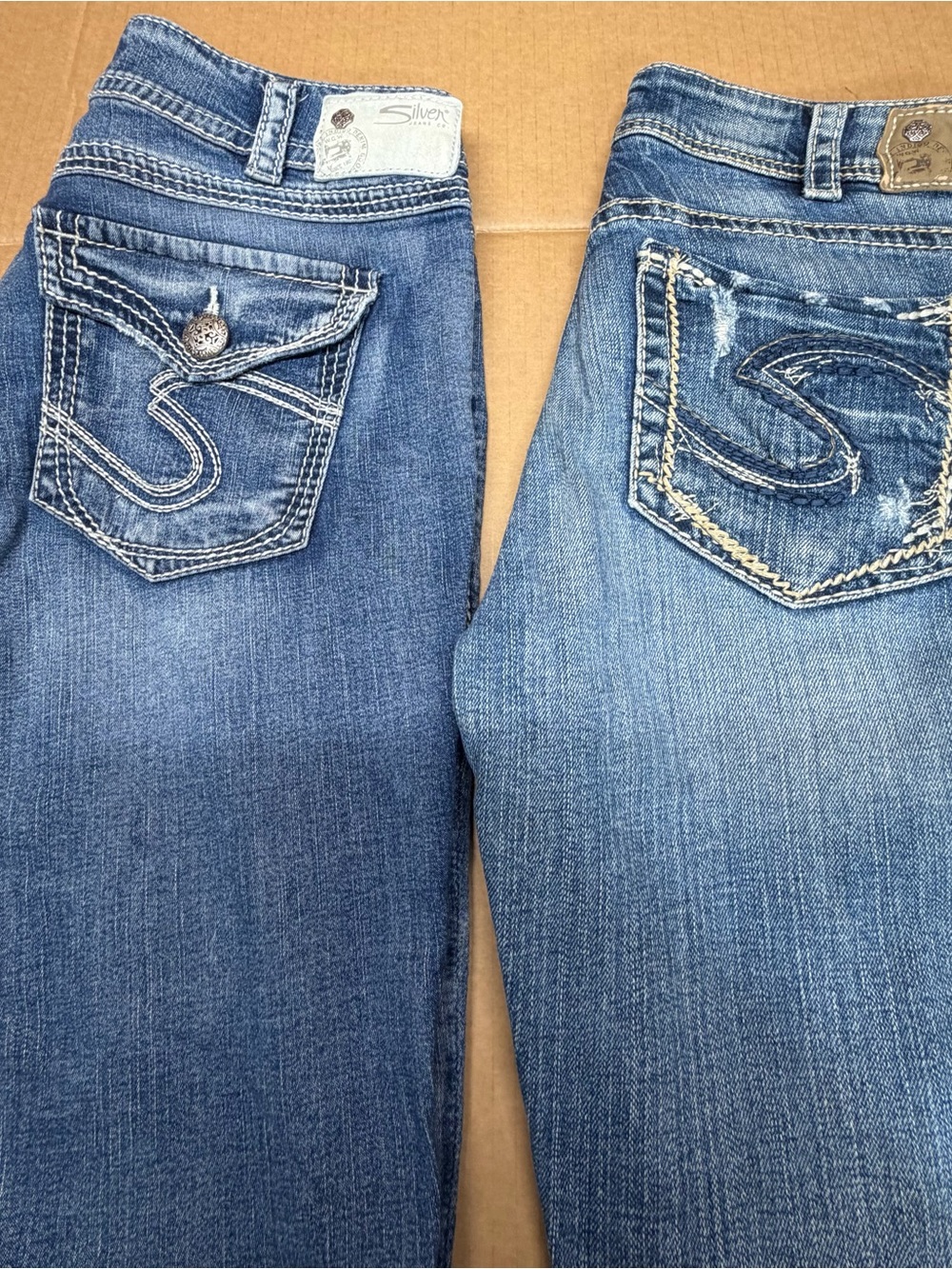 Silver Jeans Women's Suki Capri Jeans - Classic Mid Wash